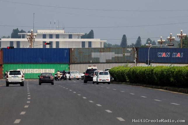 Islamabad transformée en “dock pour porte-conteneurs” pour bloquer une manifestation