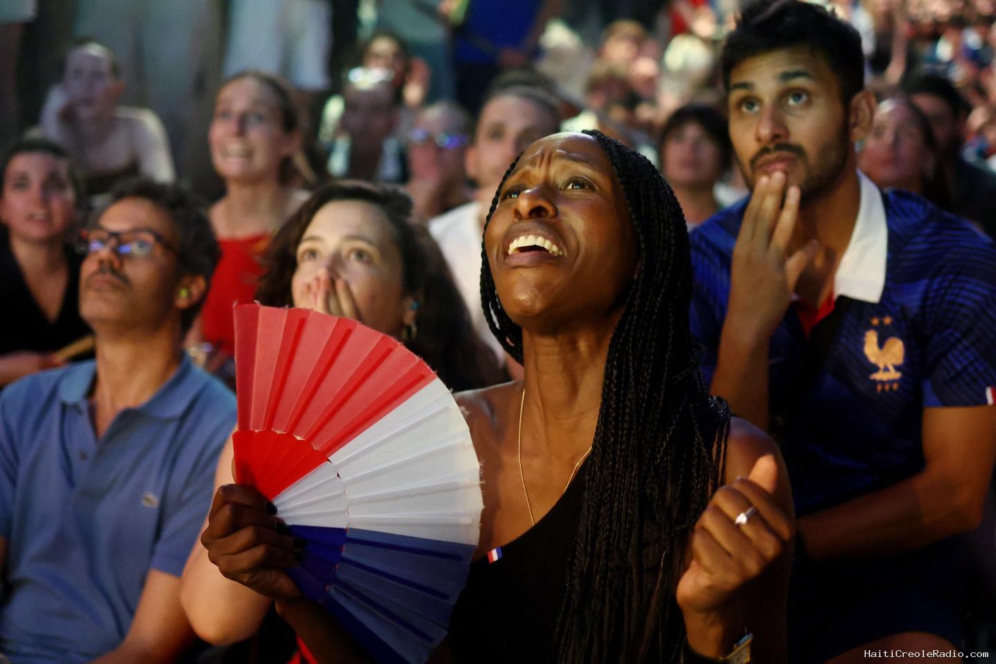 « Je pensais qu’on allait gagner. On a été inexistants » : des supporteurs des Bleus « dégoûtés » après la sévère défaite contre l’Espagne