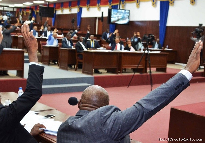 Jean-Ryl Antenor | Le Parlement Haïtien : Chronique d’un rendez-vous manqué avec l’Histoire