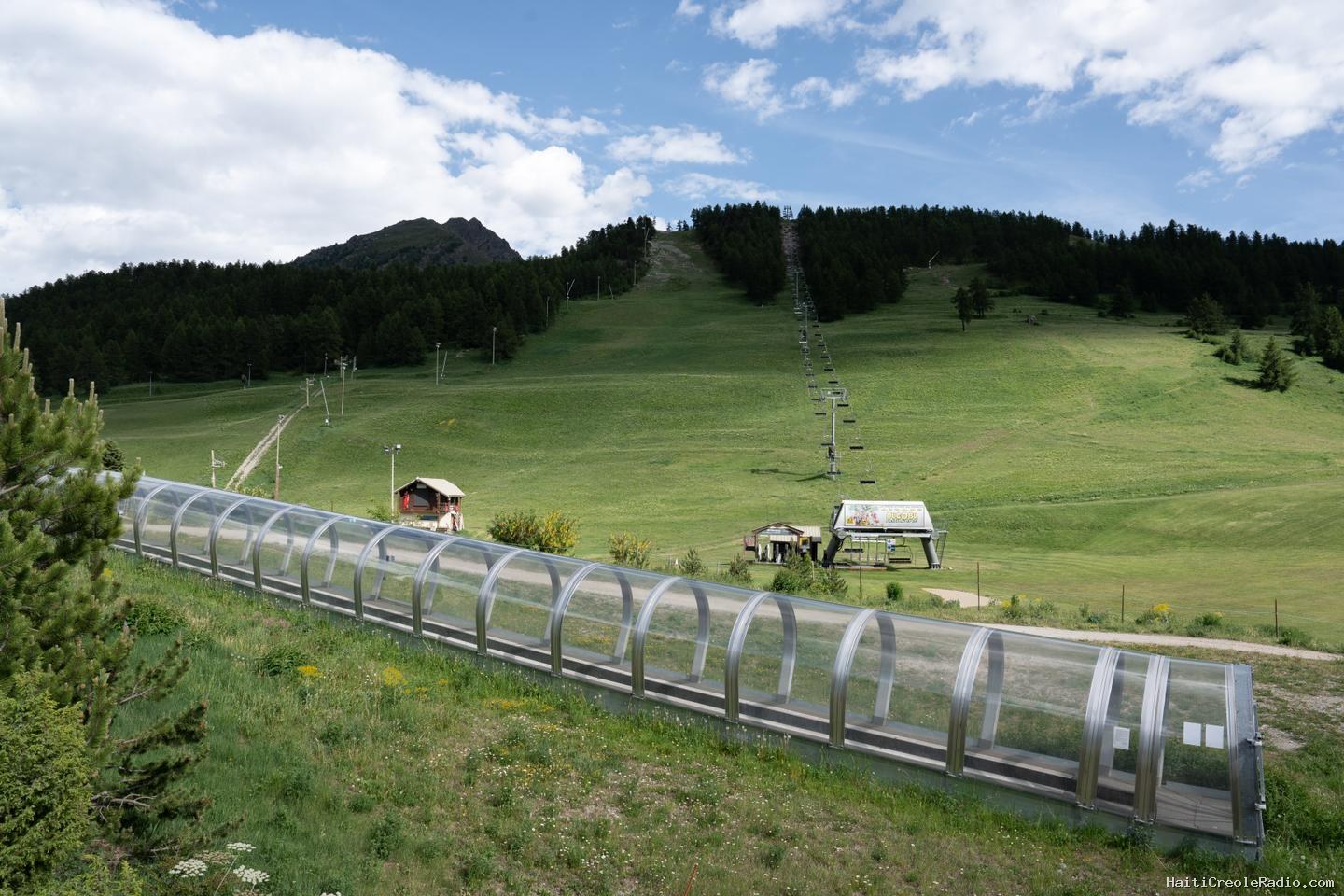 JO d’hiver 2030 : dans les Hautes-Alpes, plus de 3 hectares d’arbres sont menacés par les futures pistes de snowboardcross et de skicross