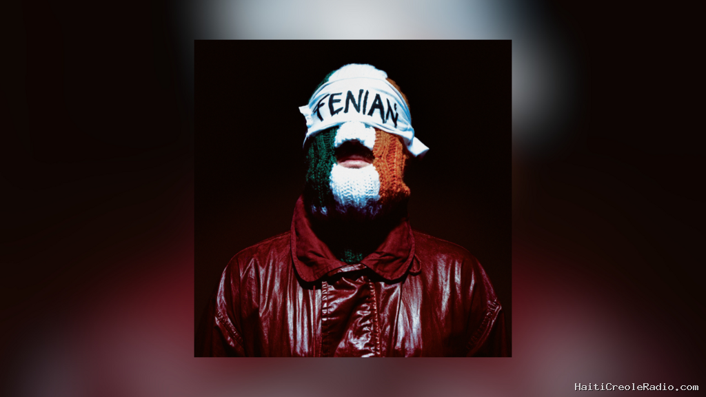 Kneecap, la rotule et le poing levé avec «Fenian», troisième album des Nord-irlandais