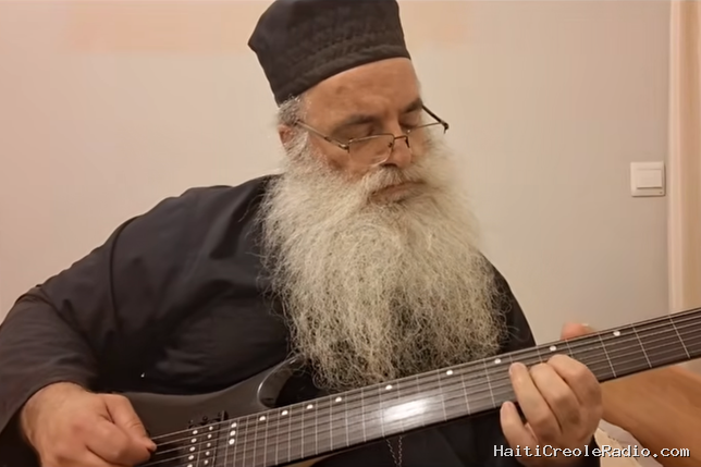 L’étonnant metal byzantin du prêtre grec Dionysios Tabakis et son fulgurant succès