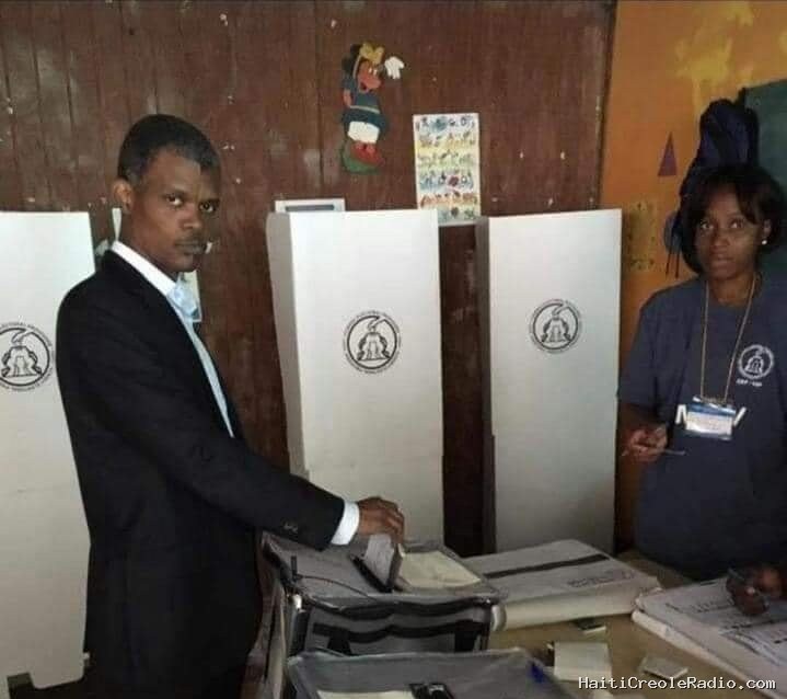 La comédie électorale en Haïti, ou l’art subtil de reporter l’échéance