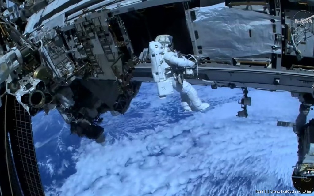 La deuxième sortie spatiale de Sophie Adenot s'est achevée