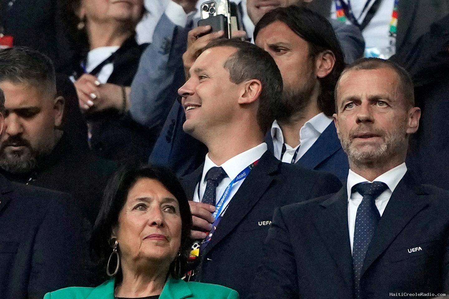 La FIFA licencie le Français Kevin Lamour, numéro trois de l’instance, qui s’est opposé à Gianni Infantino