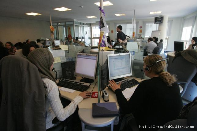 La fin du démarchage téléphonique en France “pourrait affecter jusqu’à 50 000 emplois” au Maroc