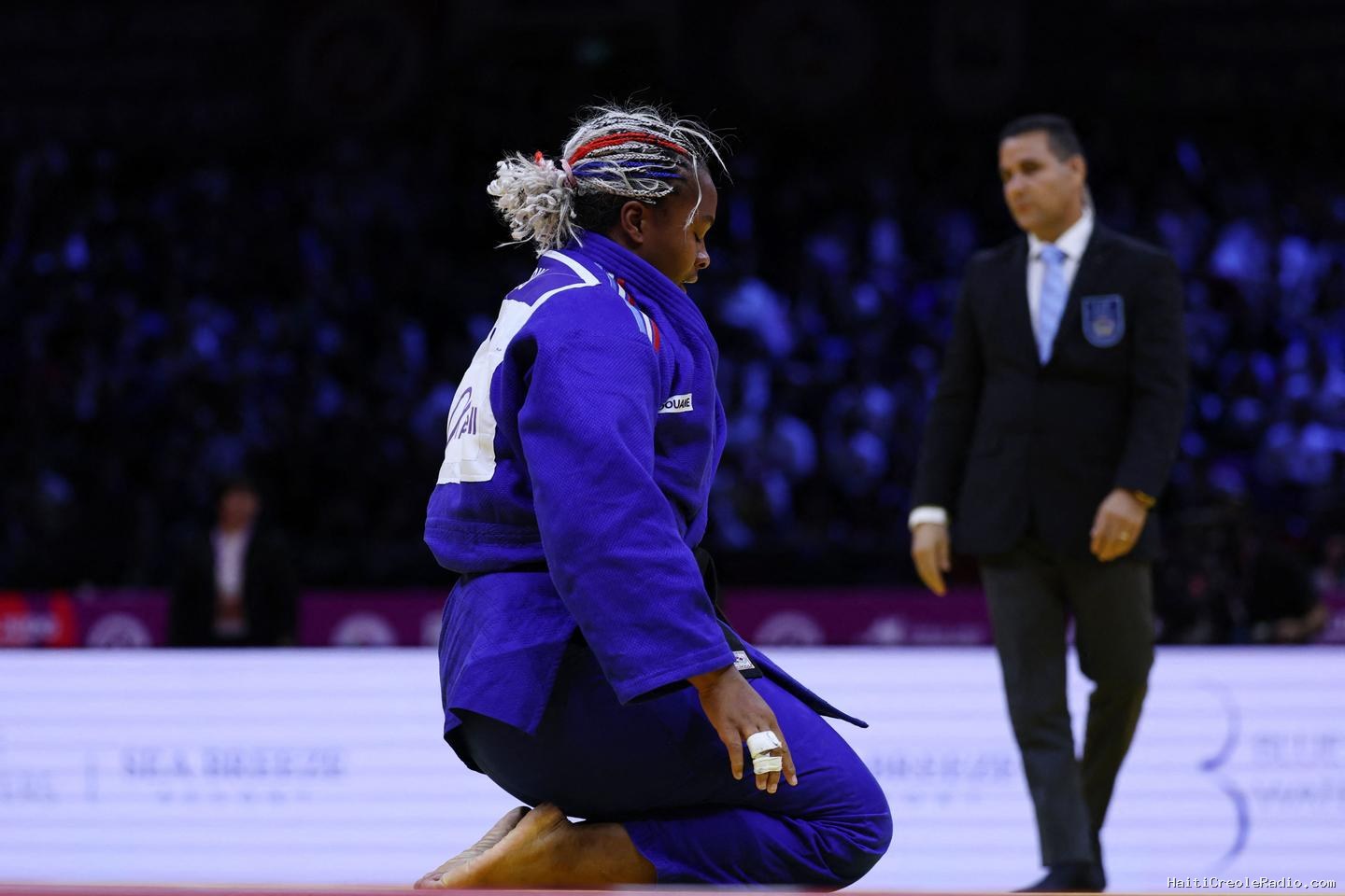 La judoka Romane Dicko tombe en finale des Championnats du monde, pas de titre individuel pour la France