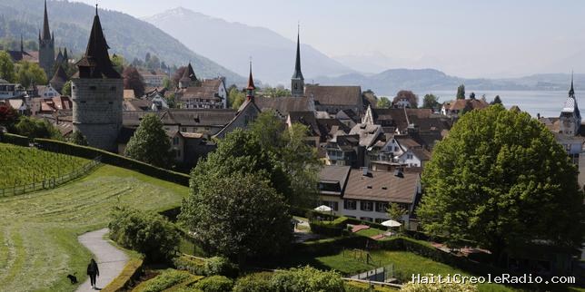 Le canton suisse de Zoug, havre de paix fiscal, profite de l’exode des ultrariches de Dubaï
