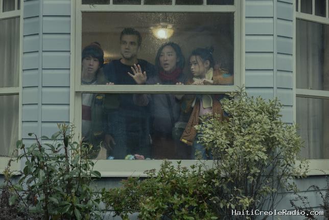 “Le Dernier refuge” : Netflix enferme Wagner Moura et Greta Lee dans un thriller SF