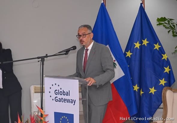 Le discours du PM Fils-Aimé au Forum Global Gateway : entre rhétorique mobilisatrice et réalité d’un État gangstérisé