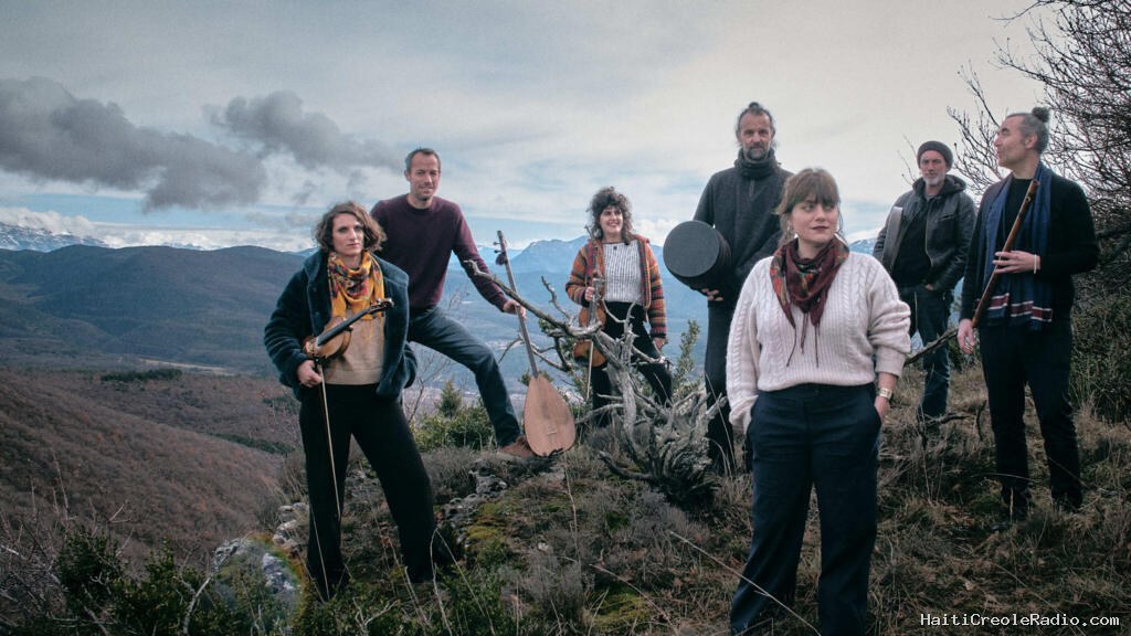 Le Grand Ensemble Filos au sommet des montagnes grecques, kurdes et turques