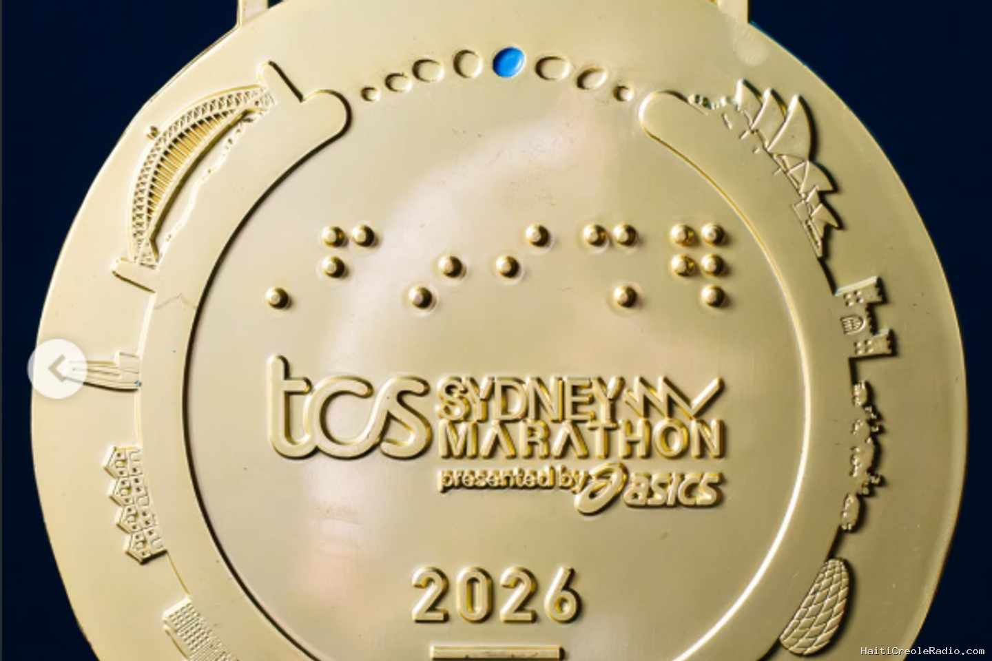 Le marathon de Sydney dévoile sa médaille, sur laquelle figure l’Allianz Arena de Munich : une « erreur regrettable » selon les organisateurs