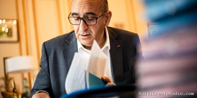 Le pacte européen sur la migration et l’asile entre en application en France et ouvre une zone d’« insécurité juridique »