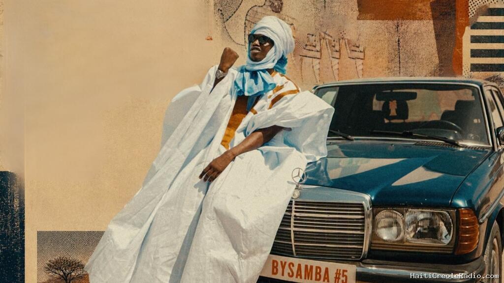 Le rappeur sénégalais Samba Peuzzi fait sa rentrée avec «C'est toujours moi»
