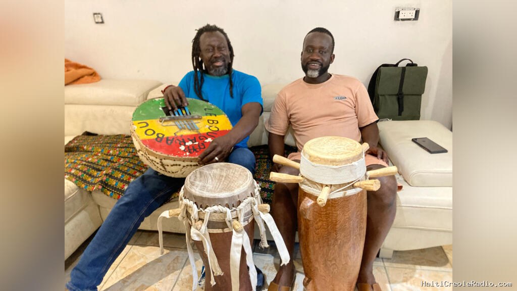 Le sabar, tambour-messager du Sénégal et coeur battant des fêtes wolofs