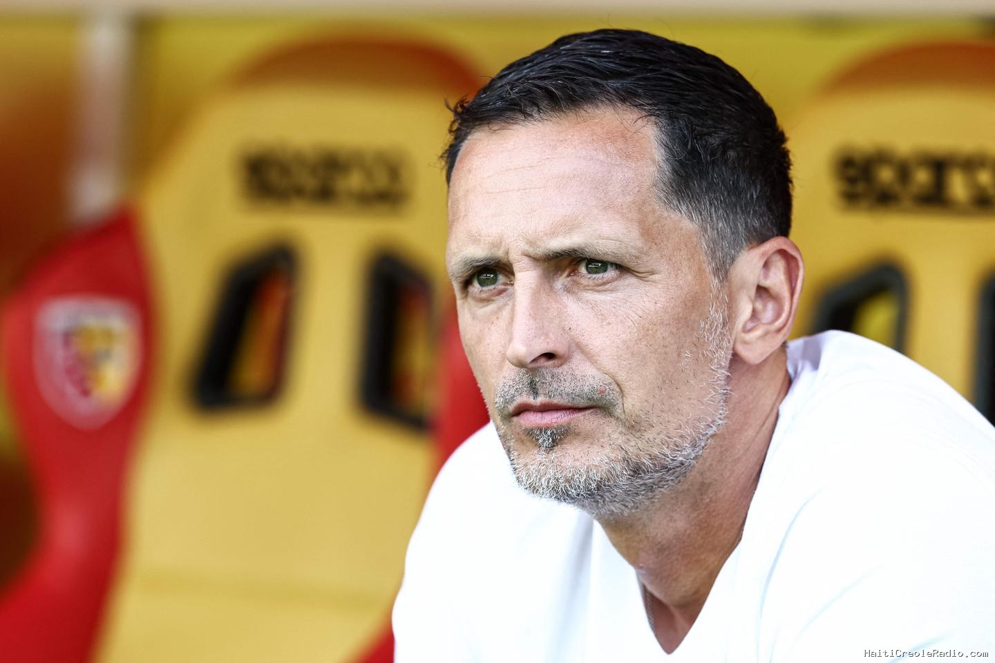 Lens-PSG : pour le Trophée des champions, l’entraîneur Dino Toppmöller lance son aventure chez les Sang et Or, avec la difficile mission de faire oublier Pierre Sage