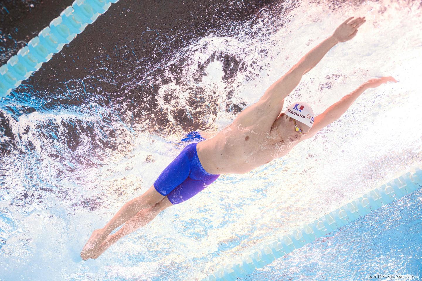 Léon Marchand s’offre, sur le 200 m papillon, le premier titre européen individuel de sa carrière