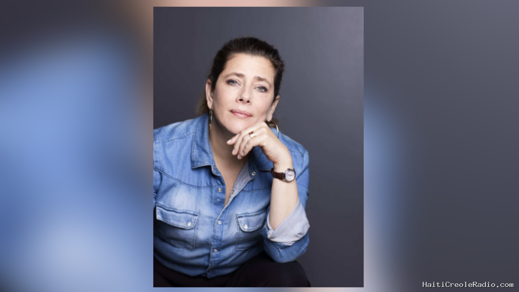 « Les filles de la librairie » : un premier roman choral et féministe de Giulia Foïs