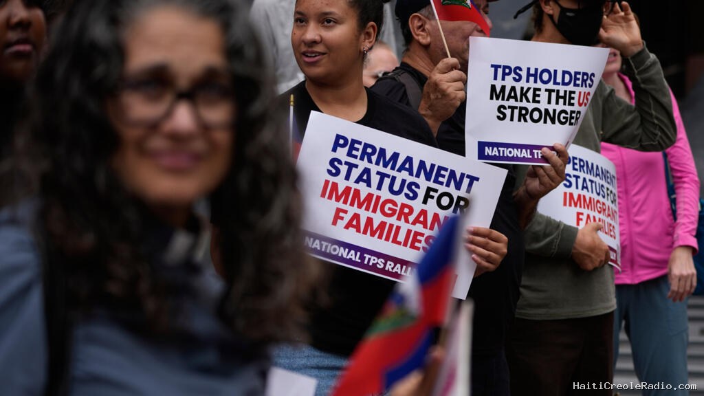 «Les Haïtiens sont victimes d’une chasse aux immigrés aux États-Unis», dénonce l’écrivaine haïtienne Kettly Mars