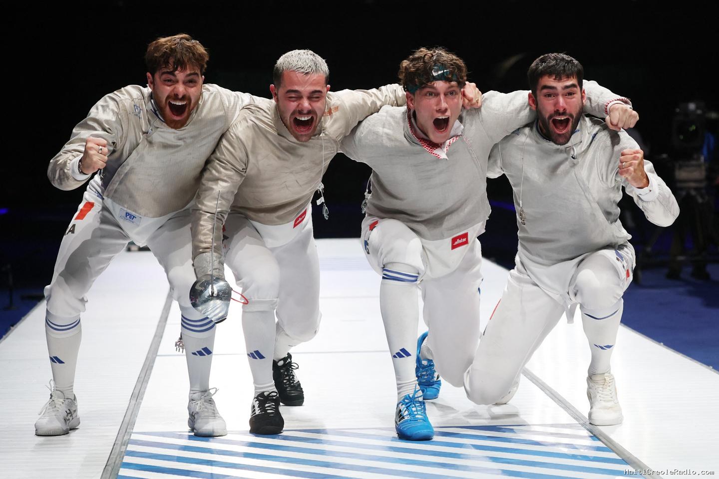 Les sabreurs français sacrés champions du monde par équipes, épilogue heureux de Mondiaux décevants pour les Bleus