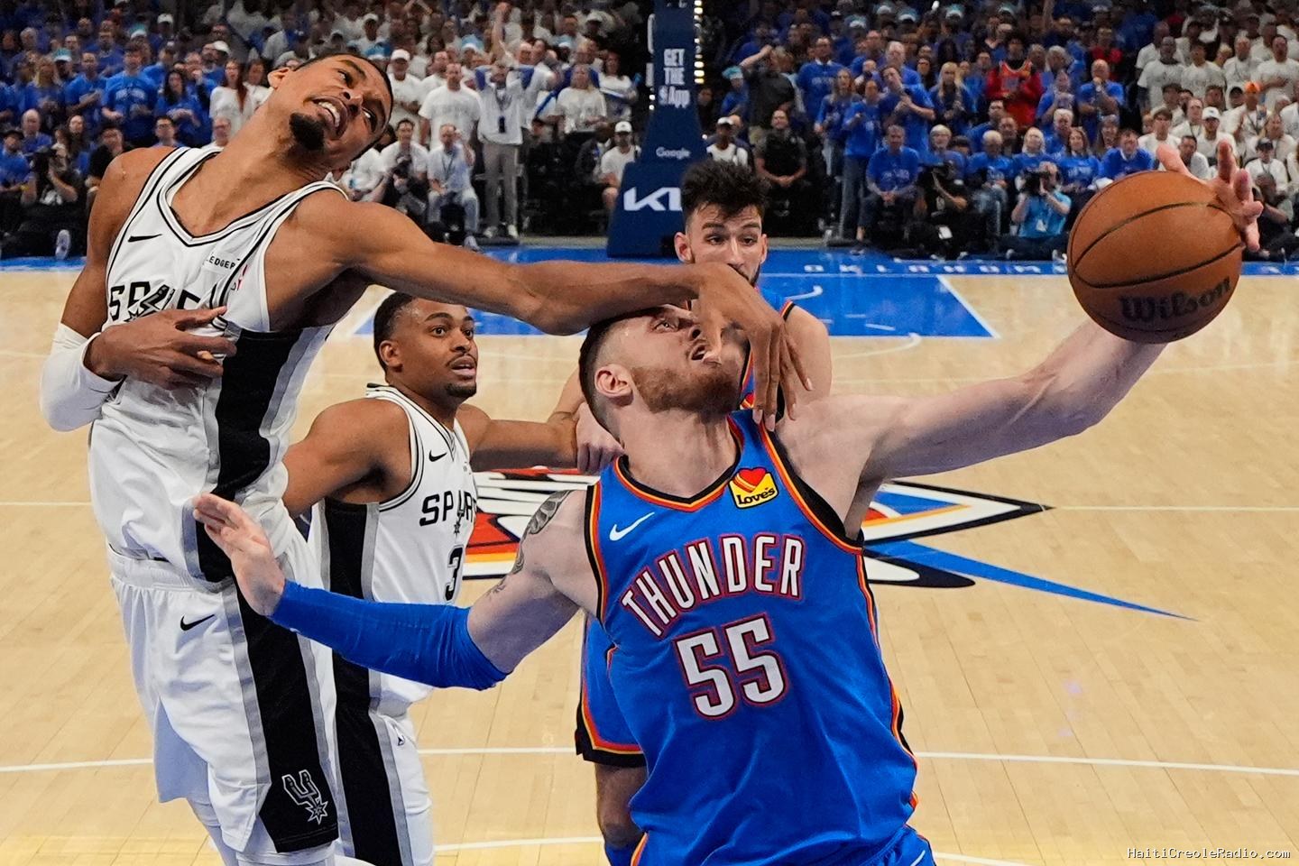 Les Spurs de Victor Wembanyama s’inclinent à Oklahoma et voient le Thunder revenir à égalité en finale de Conférence NBA