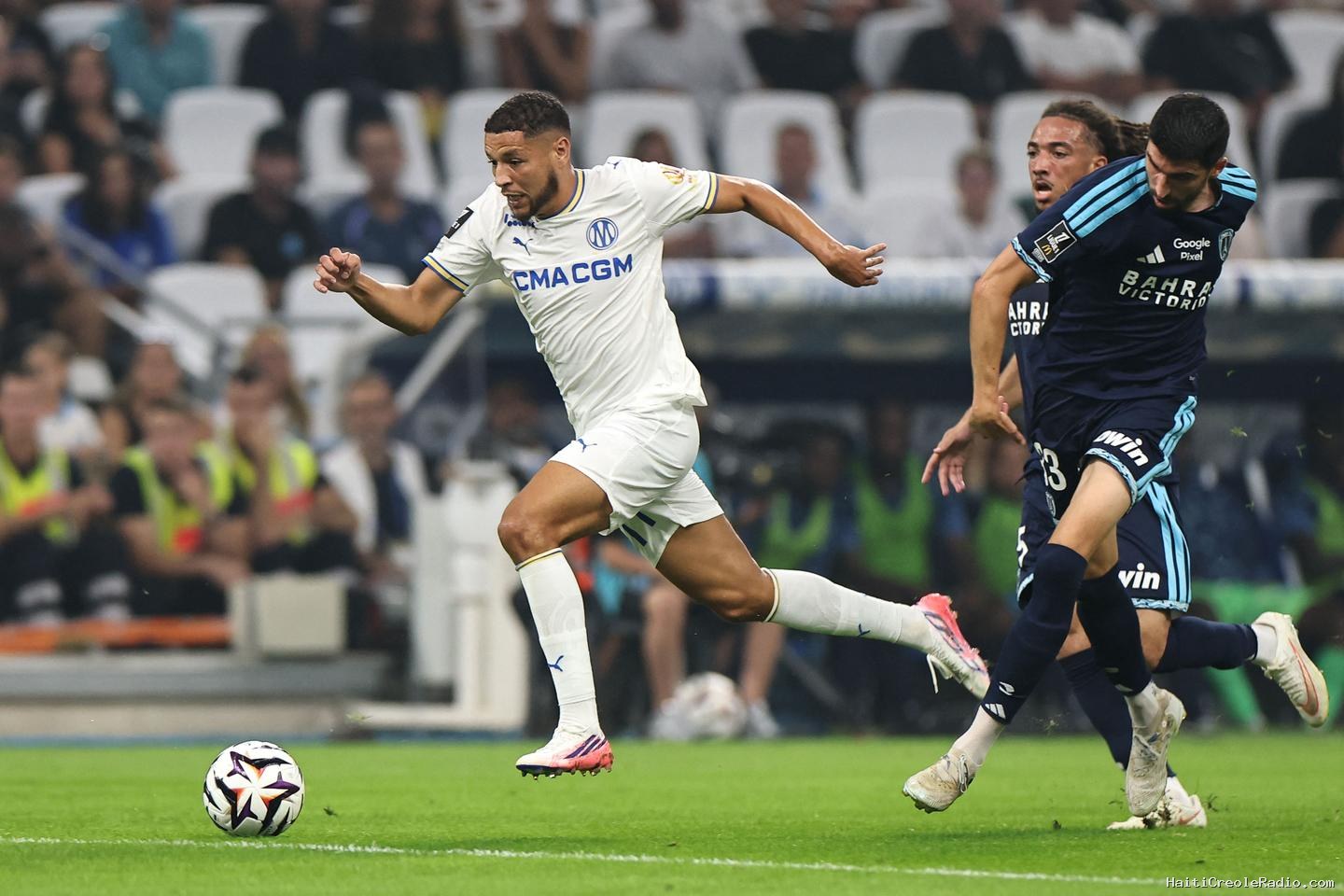 Ligue 1 : l’OM s’incline face au Paris FC, Strasbourg et Rennes enchaînent les victoires