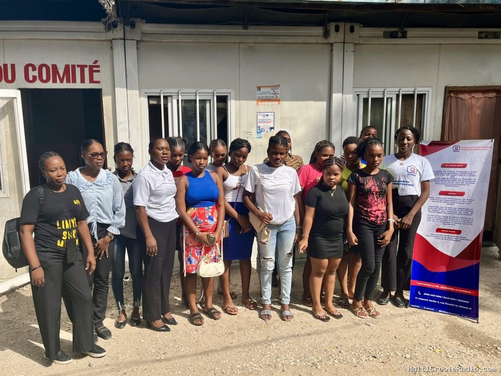 ‘Limyè Sou Mwen’: Photography program gives displaced Haitian girls a space to heal and create