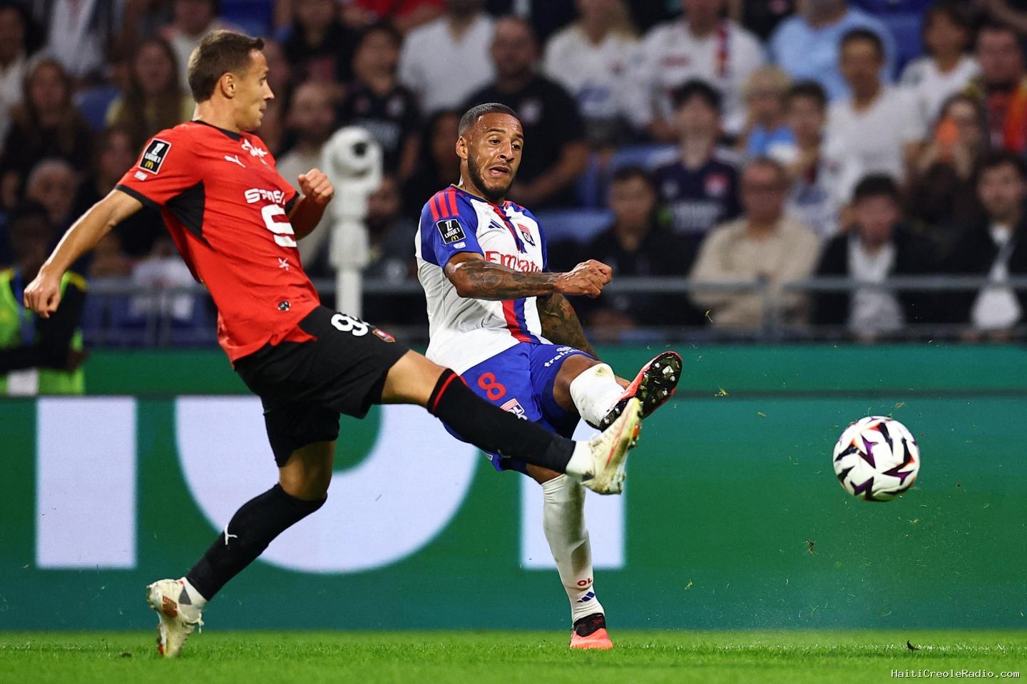 L’Olympique lyonnais et le Paris FC prennent place sur le podium de Ligue 1