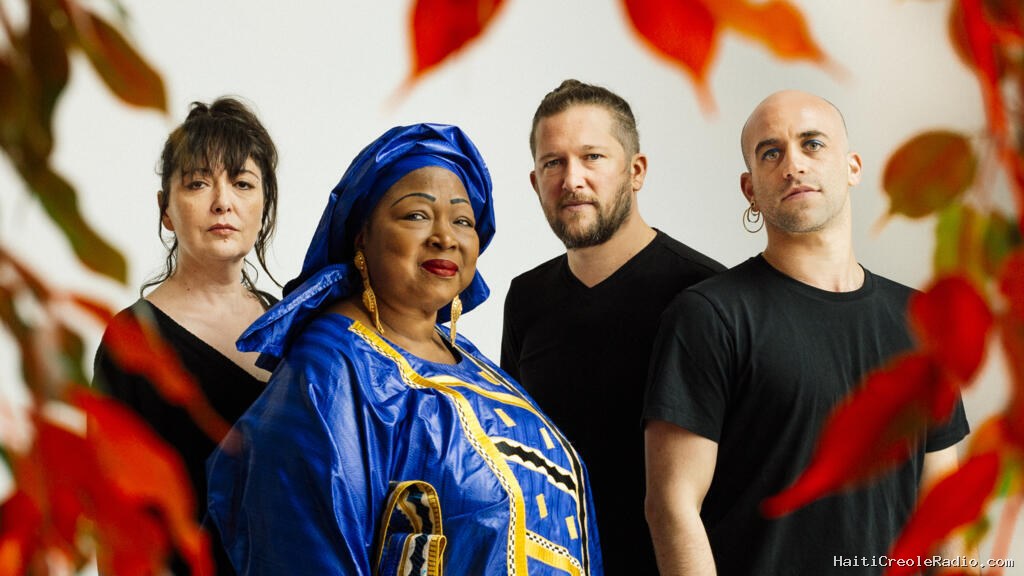 Mah Damba et Clément Janinet, une griotte malienne sous le ciel du jazz contemporain