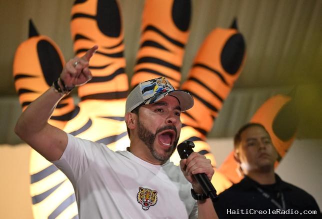 “Mâle alpha” et membre viril : le candidat d’ultradroite en Colombie multiplie les outrances