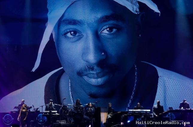 Meurtre du rappeur Tupac Shakur en 1996 : pourquoi ce “cold case” est-il si célèbre ?