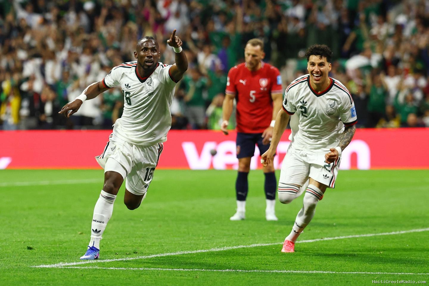 Mexique-Equateur : Julian Quiñones, buteur explosif et « Pantera » de la sélection mexicaine à la Coupe du monde 2026