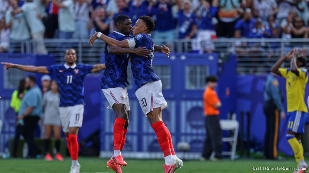 Mondial 2026: l’équipe de France s’offre un récital face à la Suède et file vers les huitièmes