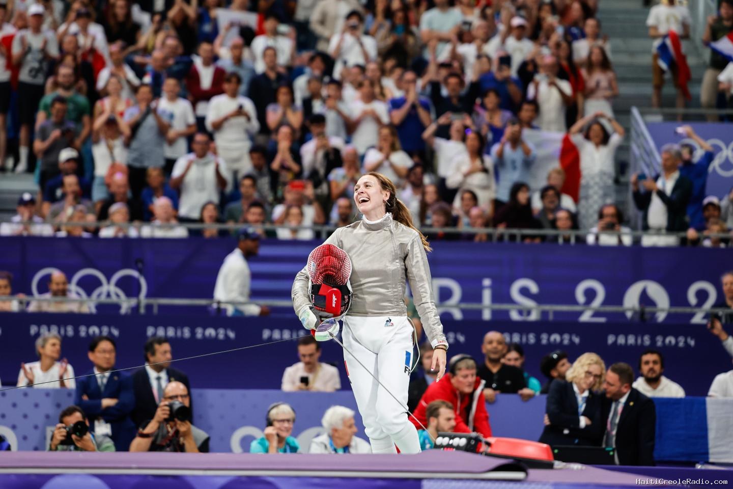 Mondiaux d’escrime : de retour de maternité, Manon Apithy-Brunet veut retrouver le « frisson » du sabre