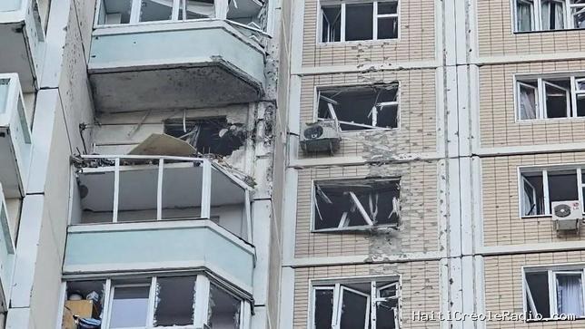 Moscou visée par la plus grande attaque ukrainienne de la guerre