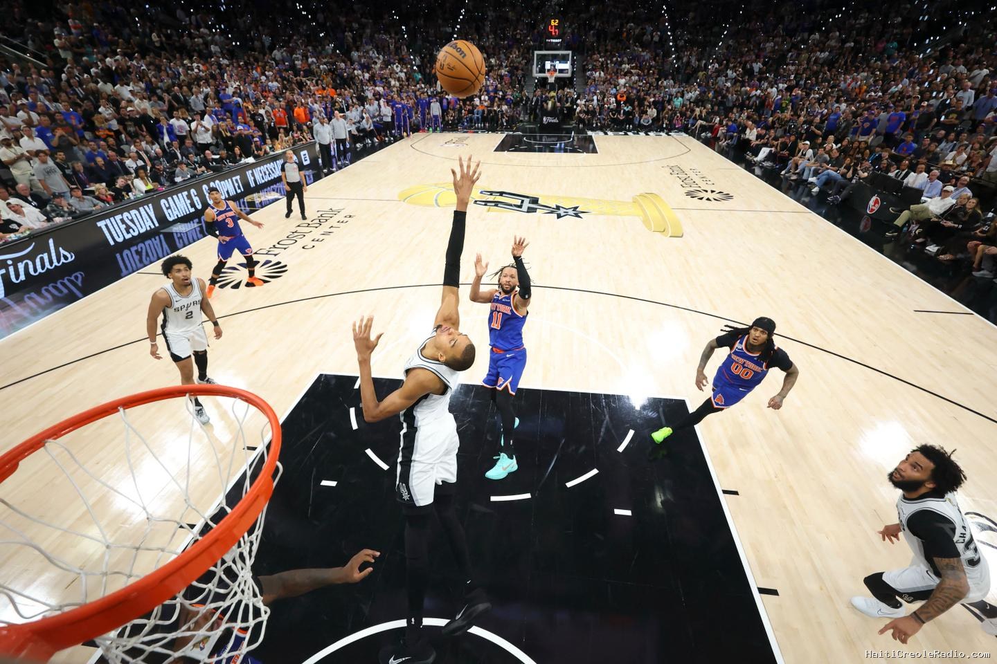 NBA : Victor Wembanyama et les Spurs s’inclinent, les New York Knicks champions pour la première fois depuis 53 ans