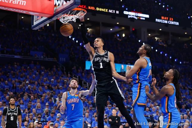 NBA : Wembanyama repousse “les limites de l’univers” et met en orbite les médias américains
