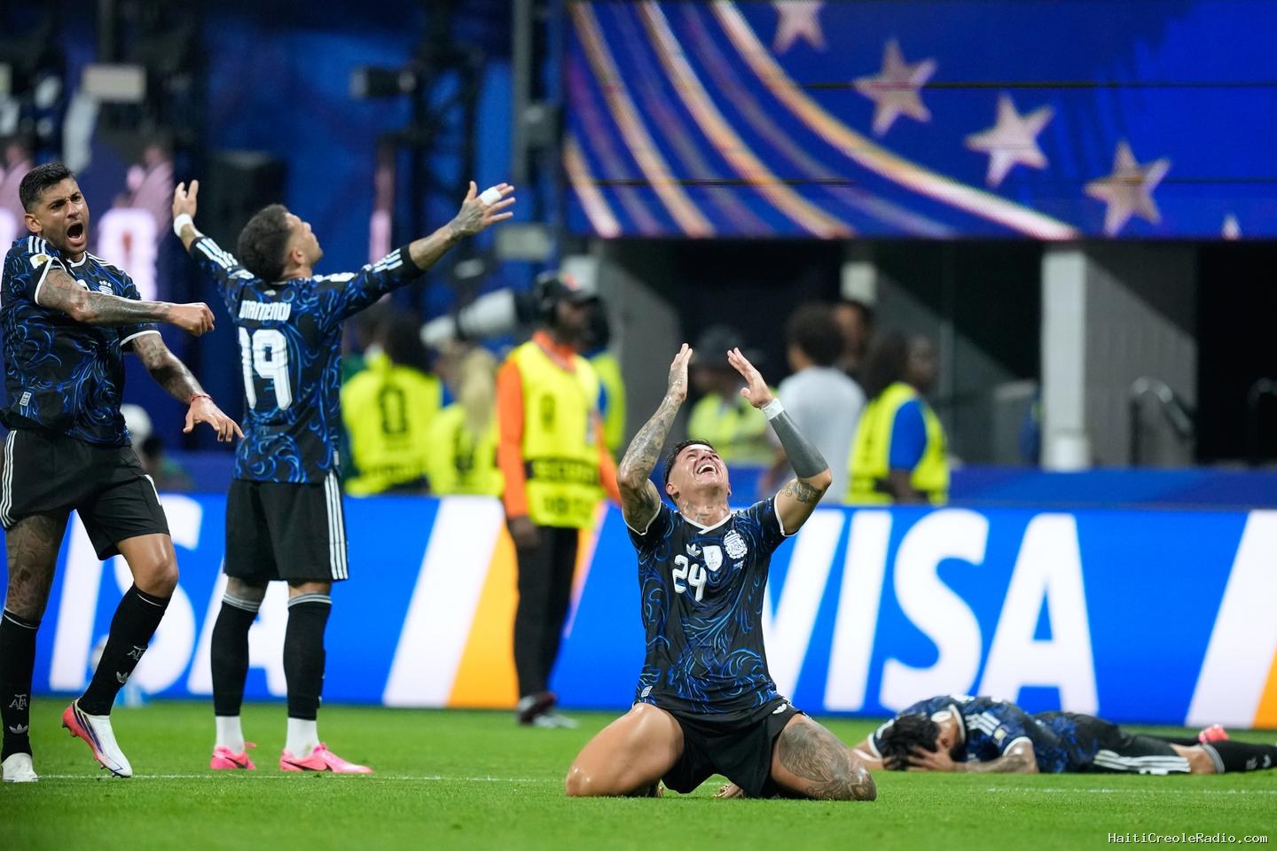 « Nul ne défie sa propre mortalité comme l’Argentine » : la presse internationale salue Lionel Messi et ses coéquipiers, les « rois du come-back »