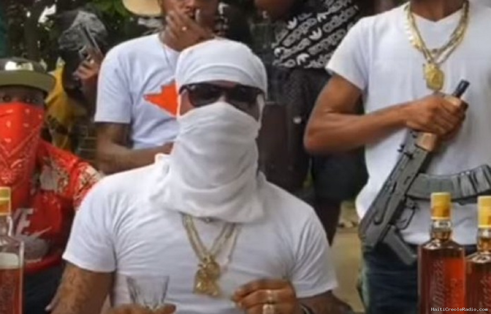 On les appelle gangs armés, mais ils sont la cause principale de l’insécurité, les gestionnaires d’un ordre parallèle, et des instruments potentiels dans les jeux de pouvoir