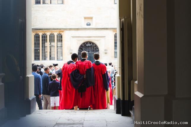Partir dans une université incroyable à l’étranger ou aller dans une fac rassurante dans son pays ?