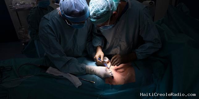 Pour dépister le cancer de la prostate, le dosage seul des PSA ne suffit pas