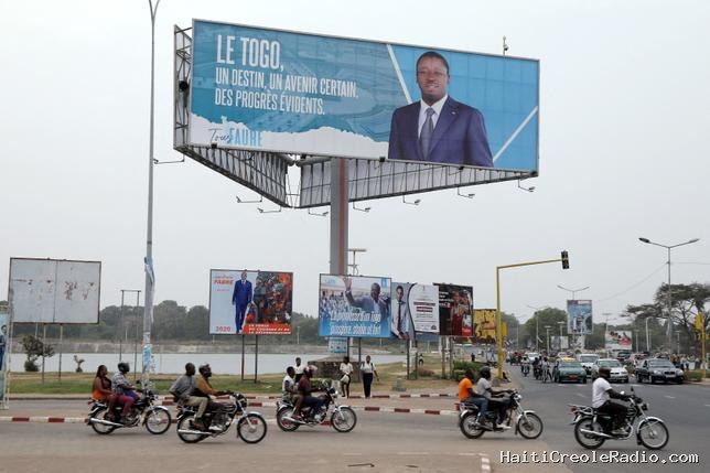 Pourquoi le Togo détient-il depuis près d’un mois deux journalistes français ?