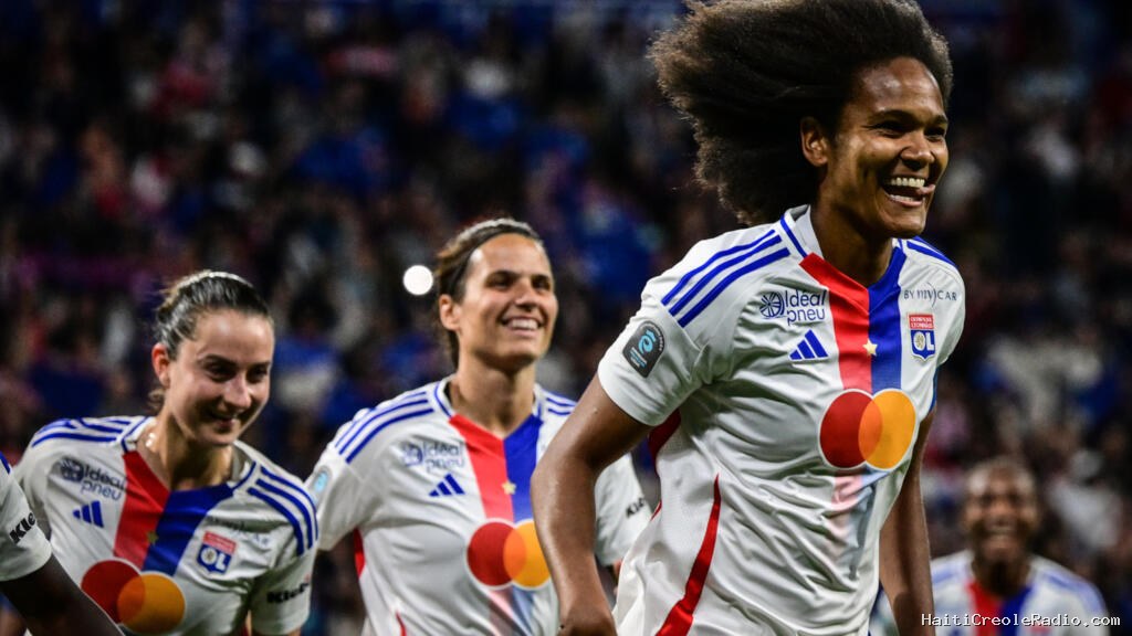 Première ligue féminine : tombeur du PSG, l'Olympique lyonnais sacré pour la 18e fois