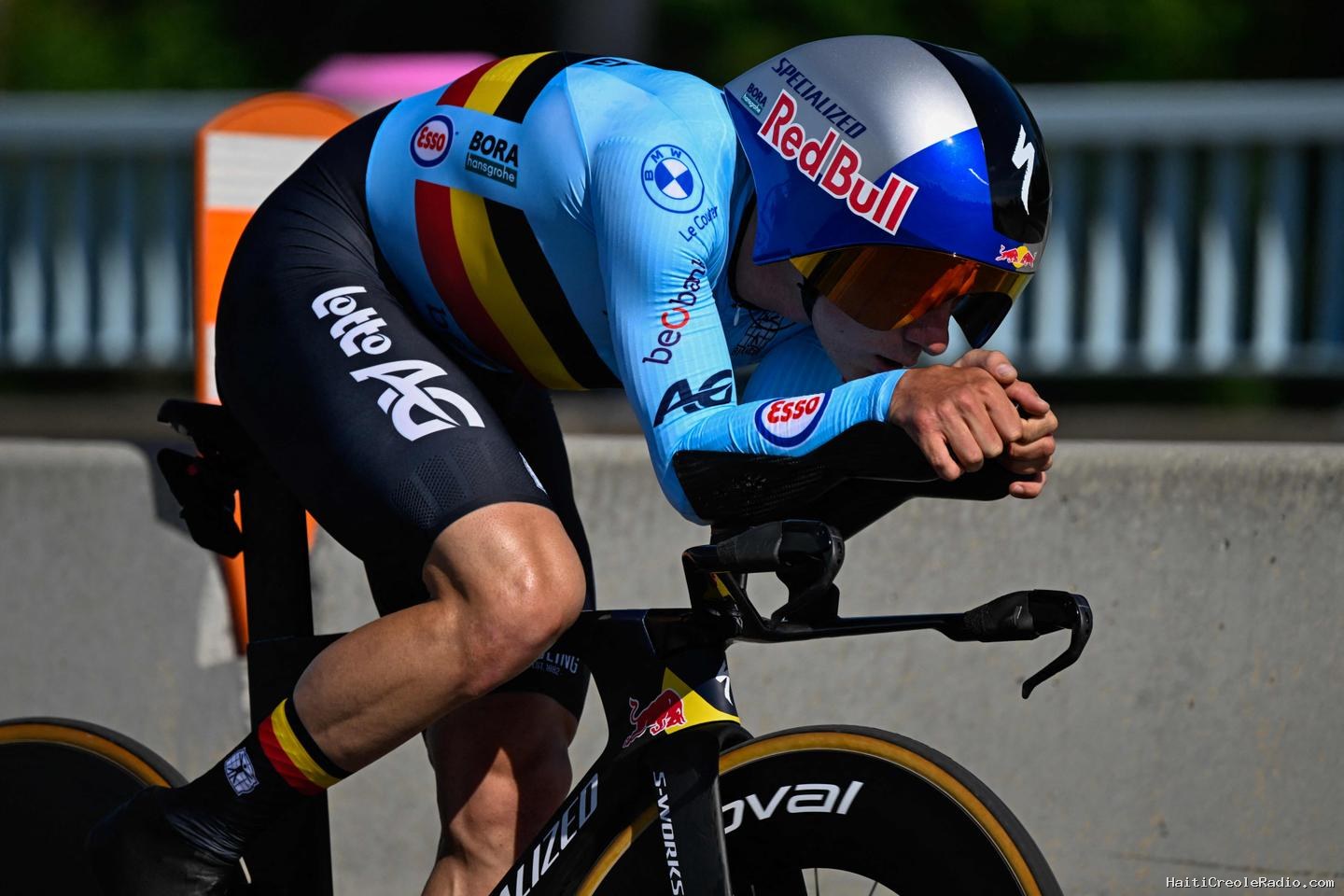 Remco Evenepoel de nouveau champion du monde de cyclisme en contre-la-montre, un exercice que le coureur belge n’a de cesse de perfectionner