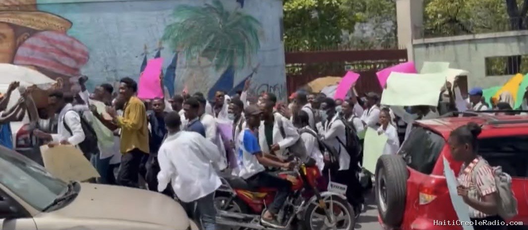 Réouverture de l’HUEH : un étudiant blessé par balle lors d’une manifestation à Bourdon