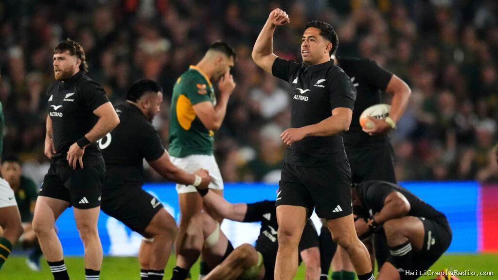 Rugby: les All Blacks font craquer l'Afrique du Sud dans le premier match d'une longue série
