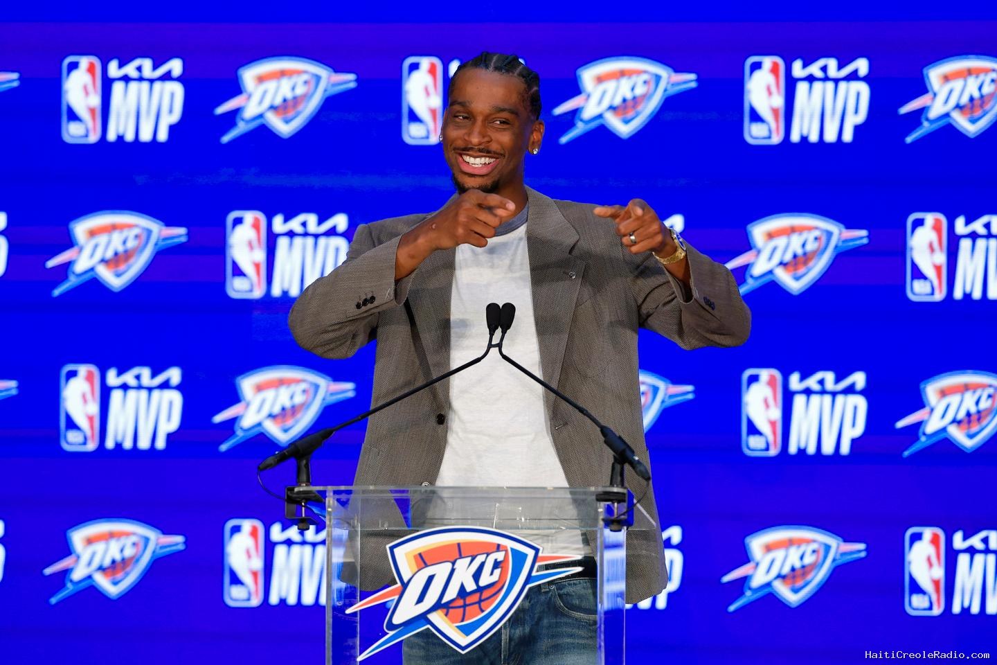 Shai Gilgeous-Alexander sacré meilleur joueur de la saison régulière en NBA pour la deuxième fois d’affilée, Victor Wembanyama 3e