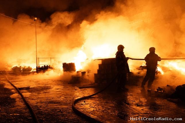 Sous les bombes, Kiev est devenue une “ligne de front” comme le Donbass