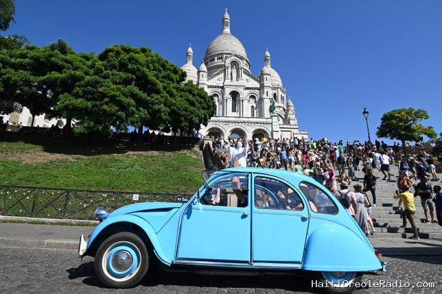 Stellantis : Antonio Filosa annonce le retour de la 2 CV en version électrique