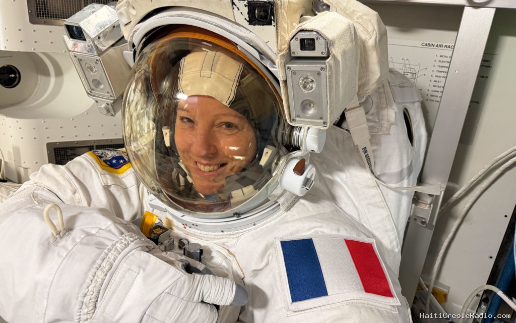Suivez en direct la première sortie dans l'espace de Sophie Adenot !